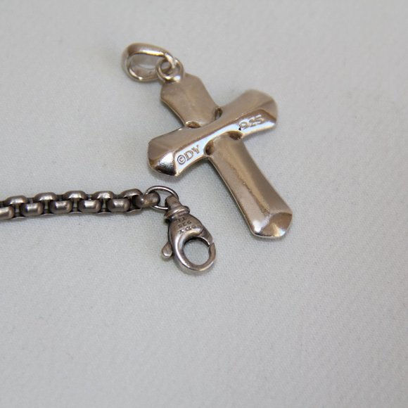 David Yurman Sterling Silver Black Diamond Cross Chain Necklace - Picture 7 of 13